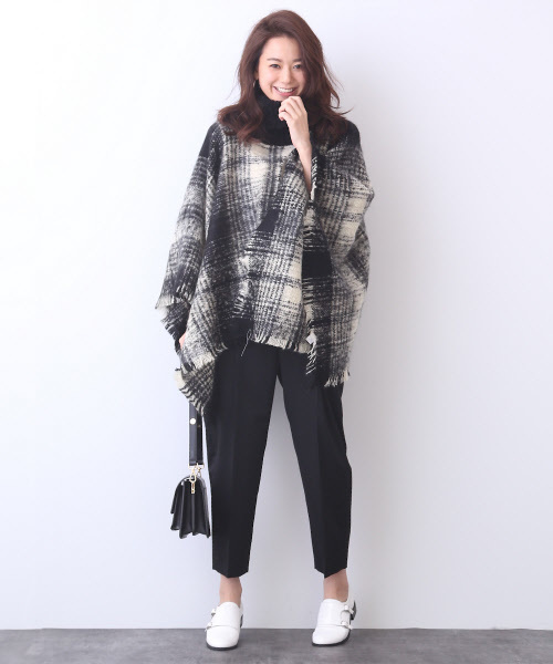 Rouge vif(ルージュヴィフ)の「モンクストラップシューズ(ドレスシューズ・レディース・ブラック/ホワイト・37/39/35/36/38)」の8枚目の写真