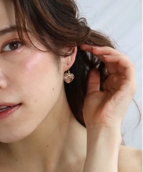 Zoule(ゾーラ)の「Zoule ゾーラ:MOROCCAN モロッカンシリーズ heart moroccan ピアス(ピアス(両耳用)・レディース・シルバー/ゴールド・FREE)」の7枚目の写真