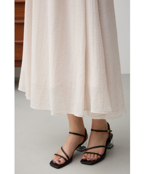 AZUL by moussy（アズールバイマウジー）の「ウエスト切替袖ギャザーノースリーブワンピース（ワンピース・レディース・ライトベージュ/ライトブルー/ブラック・MEDIUM/SMALL）」の13枚目の写真