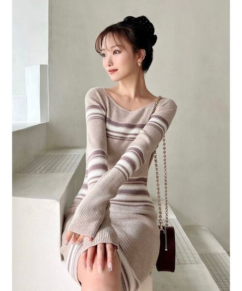 RESEXXY(リゼクシー)の「リブニット長袖ワンピース(ワンピース・レディース・ブラック/その他/グリーン/その他1/その他2・SMALL/MEDIUM)」の3枚目の写真