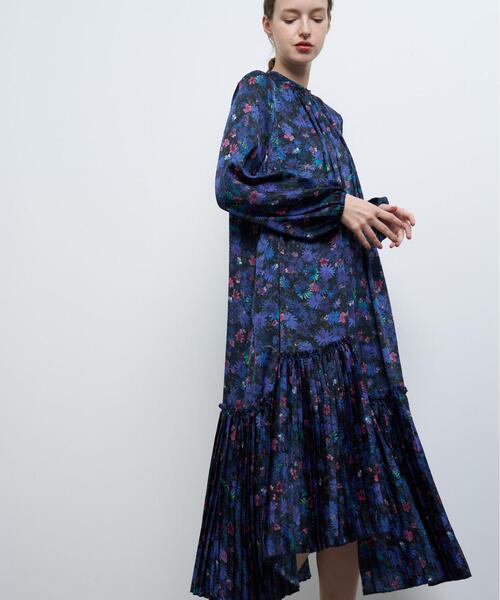 【セール】Luminous Flowerフラワープリントワンピース（ワンピース）｜LANVIN en Bleu（ランバンオンブルー）