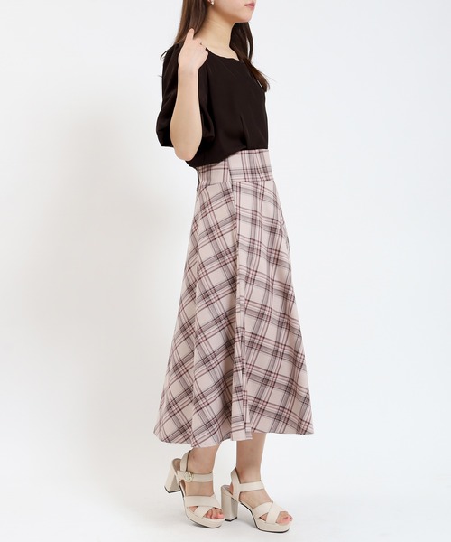 ASTORIA ODIER（アストリアオディール）の「ハートネックバルーンスリーブブラウス（シャツ/ブラウス・レディース・ワイン/ホワイト/ブラウン/マスタード・MEDIUM）」の21枚目の写真