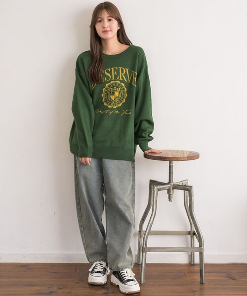 RETRO GIRL(レトロガール)の「【UNISEX】カレッジロゴNT(ニット/セーター・レディース・レッド/グリーン/ナチュラル・FREE)」の11枚目の写真