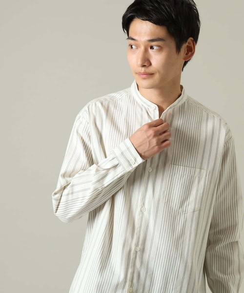 a.v.v（アーヴェヴェ）の「【やわらかい着心地】ランダムストライプ柄ツイルセミワイドシルエットバンドシャツ（シャツ/ブラウス・メンズ・グリーン/ブラック・46/48/50）」の2枚目の写真