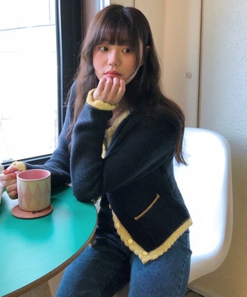 AsRiRe(アスリレイ)の「配色ニットカーディガン(カーディガン/ボレロ・レディース・グレー/ネイビー・M)」の6枚目の写真
