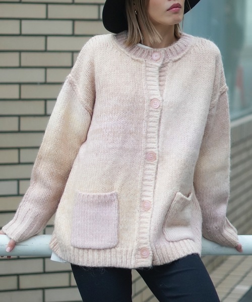 roial(ロイアル)の「CARDIGAN/ROIAL(ロイアル)ペールトーンマルチボーダーデザインショート丈ニットカーディガン(カーディガン/ボレロ・レディース・グリーン/ピンク/ブルー・FREE)」の12枚目の写真