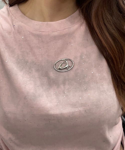 ROGER AND RAW（ロジャーアンドロウ）の「プレート付ショート丈ラメギャザーロングスリーブＴシャツ（Tシャツ/カットソー・レディース・ブラック/ピンク/ホワイト/グレー・MEDIUM/LARGE）」の16枚目の写真