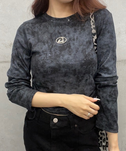 プレート付ショート丈ラメギャザーロングスリーブTシャツ（T