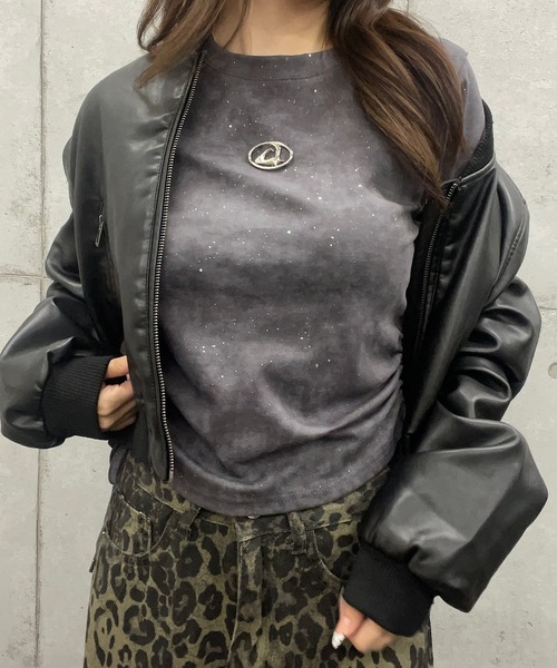 ROGER AND RAW（ロジャーアンドロウ）の「プレート付ショート丈ラメギャザーロングスリーブＴシャツ（Tシャツ/カットソー・レディース・ブラック/ピンク/ホワイト/グレー・MEDIUM/LARGE）」の9枚目の写真