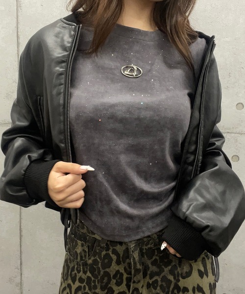 ROGER AND RAW（ロジャーアンドロウ）の「プレート付ショート丈ラメギャザーロングスリーブＴシャツ（Tシャツ/カットソー・レディース・ブラック/ピンク/ホワイト/グレー・MEDIUM/LARGE）」の10枚目の写真