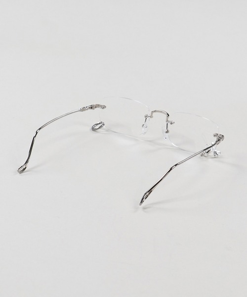 SPINNS(スピンズ)の「トレンド/韓国っぽアイテム☆【ピアスモチーフ付】 リムレスメガネ/フレームレスメガネ/クリアメガネ(メガネ・レディース・A/C/B・ONESIZE)」の8枚目の写真