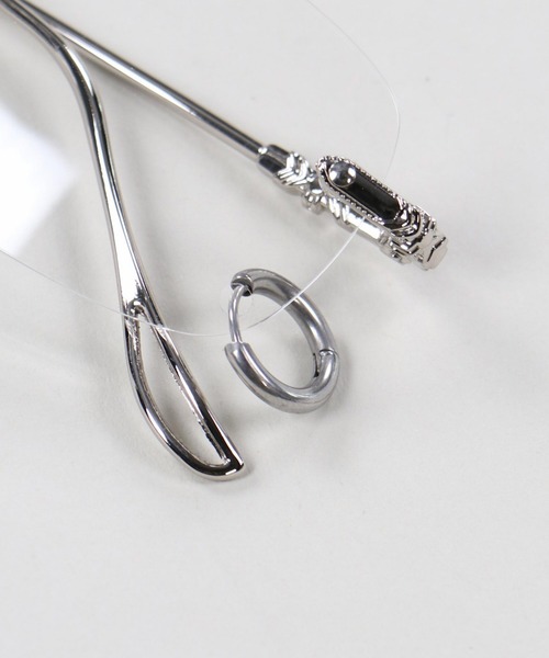 SPINNS(スピンズ)の「トレンド/韓国っぽアイテム☆【ピアスモチーフ付】 リムレスメガネ/フレームレスメガネ/クリアメガネ(メガネ・レディース・A/C/B・ONESIZE)」の5枚目の写真