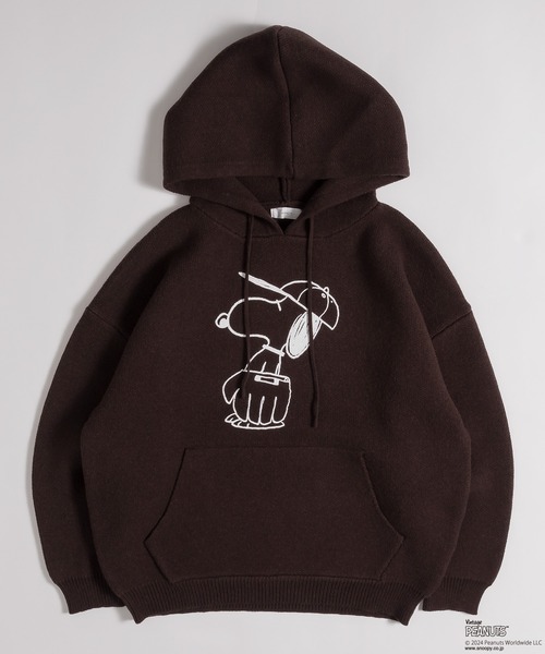 MUHET(ミュエータ)の「【PEANUTS / SNOOPY】ニットパーカー(パーカー・レディース・ネイビー/ブラウン・SMALL/MEDIUM/LARGE)」の3枚目の写真