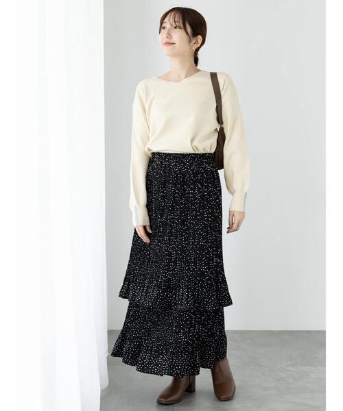 Te chichi TERRASSE（テチチテラス）の「ラメ混Vネックラメライン袖ニット（ニット/セーター・レディース・オレンジ/グレー/オフホワイト/グリーン・F）」の6枚目の写真