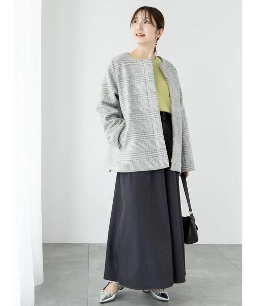 Te chichi TERRASSE（テチチテラス）の「ラメ混Vネックラメライン袖ニット（ニット/セーター・レディース・オレンジ/グレー/オフホワイト/グリーン・F）」の11枚目の写真