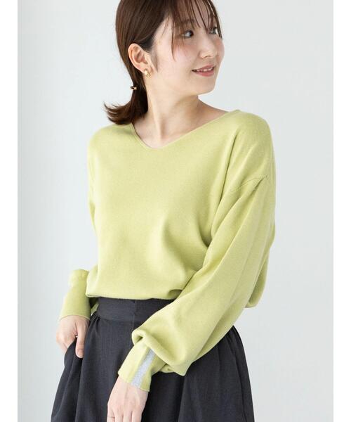 Te chichi TERRASSE（テチチテラス）の「ラメ混Vネックラメライン袖ニット（ニット/セーター・レディース・オレンジ/グレー/オフホワイト/グリーン・F）」の12枚目の写真