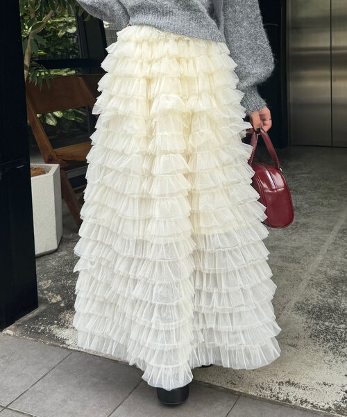 Chico（チコ）の「ボリュームチュールロングスカート（スカート・レディース・ブラック/グレー/アイボリー・FREE）」の2枚目の写真