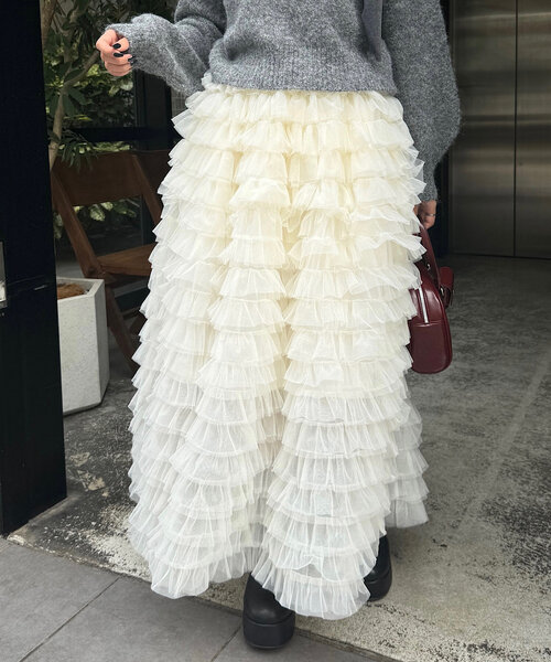 Chico（チコ）の「ボリュームチュールロングスカート（スカート・レディース・ブラック/グレー/アイボリー・FREE）」の7枚目の写真