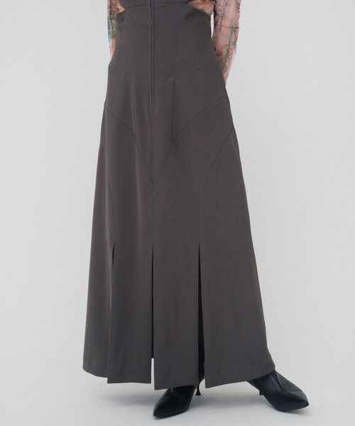 THINGS THAT MATTER(シングス ザット マター)の「CURVES PATTERN SWITTING DRESS / カーブパターンスイッチングドレス(ジャンパースカート・レディース・ブラック/グレー・1/2)」の15枚目の写真