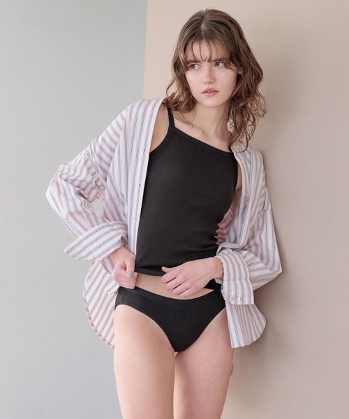 bijorie（ビジュリィ）の「【bijorie】カップ付きリブスクエアキャミ／NEW BASIC 25SS（キャミソール・レディース・カーキ/ブラック/オフホワイト/サックスブルー・LARGE/MEDIUM/LG）」の15枚目の写真