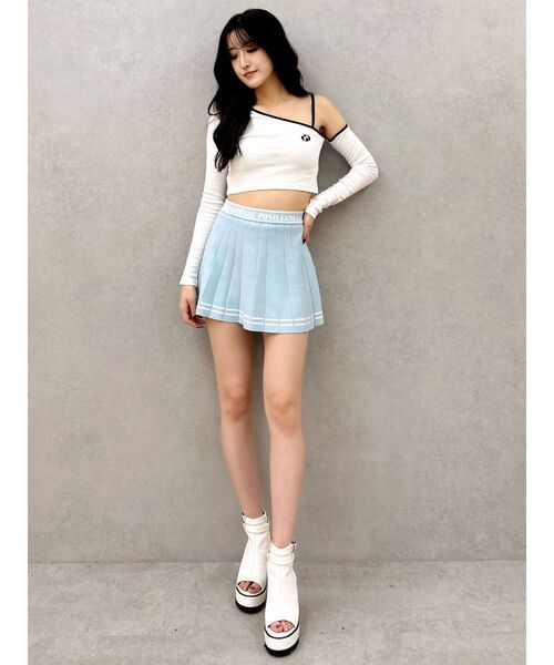 GYDA（ジェイダ）の「GD BICOLORワンショルダーデザインショートトップス（Tシャツ/カットソー・レディース・ブラック/オフホワイト/グレー・FREE）」の20枚目の写真