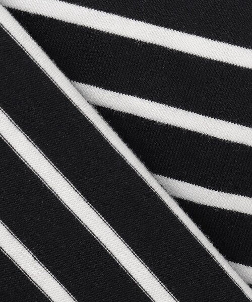 UNFILO（アンフィーロ）の「バックZIP ボーダーT（Tシャツ/カットソー・レディース・ブラック系2/ブラック系1・MEDIUM/SMALL）」の12枚目の写真