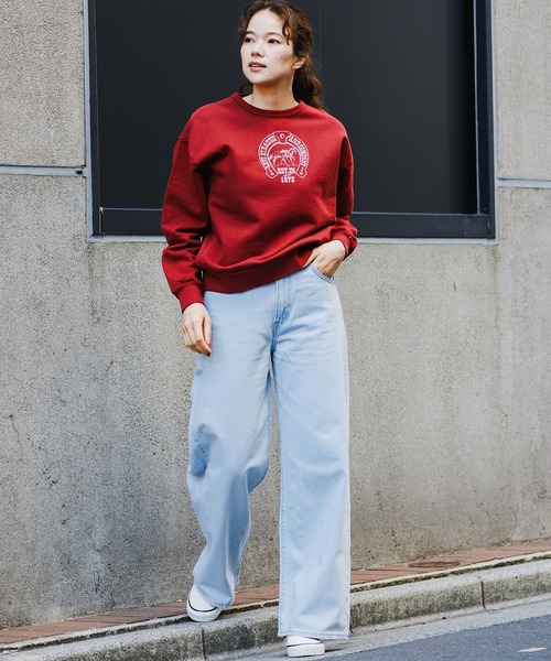 Levi's（リーバイス）の「Levi's/リーバイス グラフィック クルーネックスウェットシャツ（スウェット・レディース・レッド・S/M/L）」の15枚目の写真