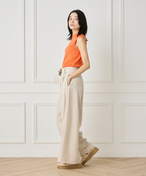 INED（イネド）の「ドライギャバ ベルテッドパンツ（その他パンツ・レディース・ブラック/ベージュ・9号/11号/7号）」の10枚目の写真