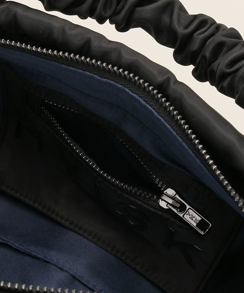 HVISK（ヴィスク）の「HVISK/ ヴィスク  ARCADIA BAG（ショルダーバッグ・レディース・シルバー/ブラック・FREE）」の15枚目の写真