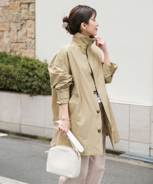 URBAN RESEARCH DOORS（アーバンリサーチドアーズ）の「スタンドカラーミドルコート（その他アウター・レディース・ライトグレー/ベージュ/ネイビー・MEDIUM）」の10枚目の写真