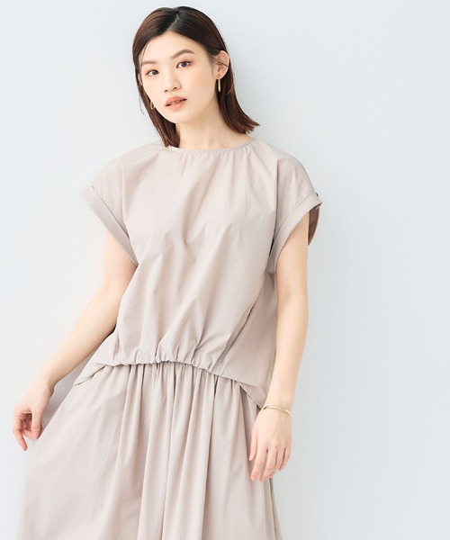 CROSS FUNCTION（クロスファンクション）の「《撥水 / UV》ハジクションタックギャザーブラウス【CF/クロスファンクション】（シャツ/ブラウス・レディース・ライトベージュ/ホワイト/ブラック/グレー・LL/L/M）」の5枚目の写真