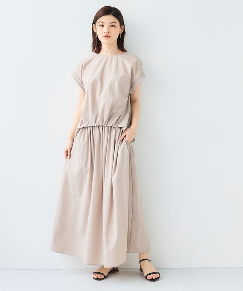 CROSS FUNCTION（クロスファンクション）の「《撥水 / UV》ハジクションタックギャザーブラウス【CF/クロスファンクション】（シャツ/ブラウス・レディース・ライトベージュ/ホワイト/ブラック/グレー・LL/L/M）」の10枚目の写真