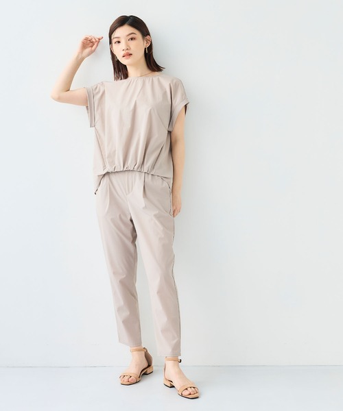 CROSS FUNCTION（クロスファンクション）の「《撥水 / UV》ハジクションタックギャザーブラウス【CF/クロスファンクション】（シャツ/ブラウス・レディース・ライトベージュ/ホワイト/ブラック/グレー・LL/L/M）」の18枚目の写真