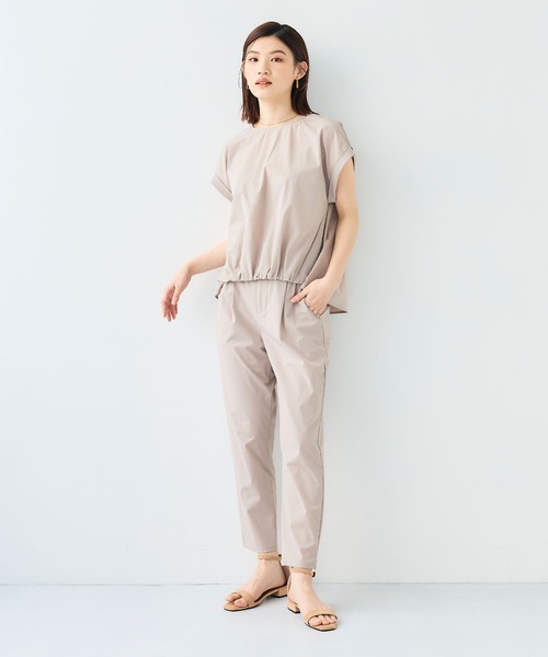 CROSS FUNCTION（クロスファンクション）の「《撥水 / UV》ハジクションタックギャザーブラウス【CF/クロスファンクション】（シャツ/ブラウス・レディース・ライトベージュ/ホワイト/ブラック/グレー・LL/L/M）」の19枚目の写真