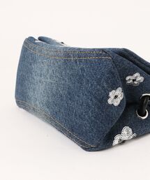 マークジェイコブ　デニム　トップ ハンドル ミニ MARC JACOBS（マークジェイコブス）の「SEQUIN DAISY DENIM DUAL