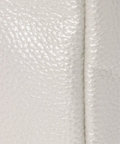 notch.(ノッチ)の「【sweet web掲載】COOCO シュリンクレザースクエアショルダーバッグ(ショルダーバッグ・レディース・ブラウン/ブラック/オフホワイト/シルバー/レッド・FREE)」の17枚目の写真