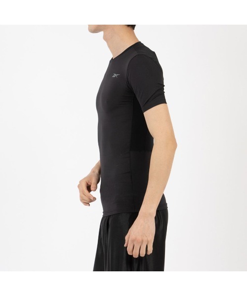Reebok（リーボック）の「SS コンプ Tシャツ / SS COMP TEE（Tシャツ/カットソー・メンズ・ブラック・MEDIUM/X-LARGE/LARGE/SMALL/XX-LARGE）」の2枚目の写真