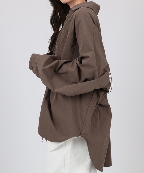 SUWDEE(スーディー)の「drawstring oversize shirt(シャツ/ブラウス・レディース・ホワイト/ブラウン・FREE)」の21枚目の写真