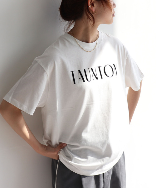 anyfee（エニフィー）の「【anyfee/プラスサイズ】ロゴプリント半袖Tシャツ《選べるデザイン》（Tシャツ/カットソー・レディース・ホワイト系その他/チャコール/ブラック/オフホワイト・LL/3L/4L/5L）」の19枚目の写真