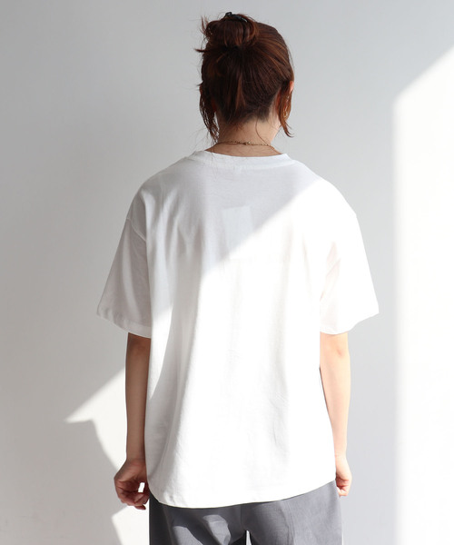 anyfee（エニフィー）の「【anyfee/プラスサイズ】ロゴプリント半袖Tシャツ《選べるデザイン》（Tシャツ/カットソー・レディース・ホワイト系その他/チャコール/ブラック/オフホワイト・LL/3L/4L/5L）」の21枚目の写真