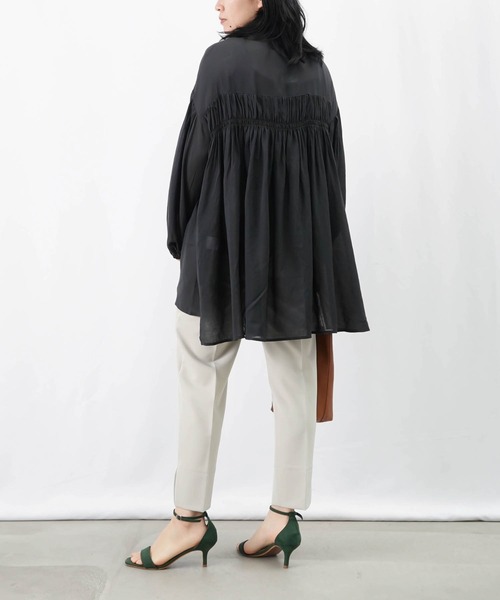 LUCA/LADY LUCK LUCA(ルカ/レディラックルカ)の「LC/LLL ストレッチスリットパンツ/ドロストストレッチパンツ(その他パンツ・レディース・ベージュ/ブラック/グレイッシュベージュ・36/38)」の14枚目の写真