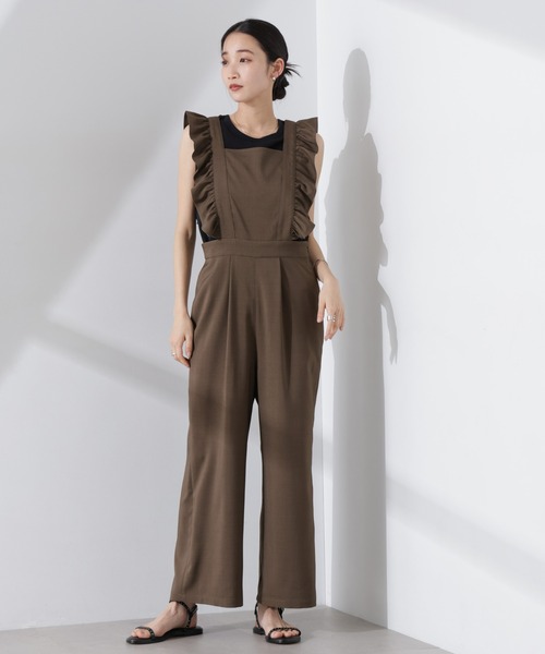 NANO universe（ナノユニバース）の「フリルスリーブオールインワン（サロペット/オーバーオール・レディース・ライトベージュ/ブラウン/ダークネイビー・FREE）」の2枚目の写真