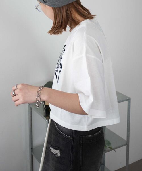 WEGO（ウィゴー）の「WEGO/ロゴショートT（Tシャツ/カットソー・レディース・ホワイト/ブラック/レッド・SMALL/MEDIUM）」の9枚目の写真