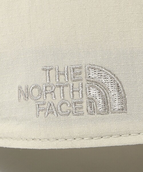 THE NORTH FACE（ザノースフェイス）の「＜THE NORTH FACE＞デイライト キャップ / CAP（キャップ・レディース・ナチュラル/ネイビー/ブラック・M）」の18枚目の写真