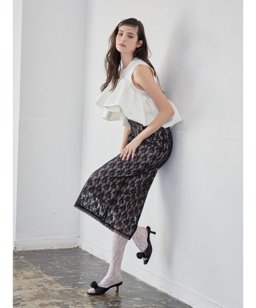 etre loin（エトルワン）の「Voluminous frill knit top（ニット/セーター・レディース・ブラック/ホワイト/ネイビー・M）」の8枚目の写真