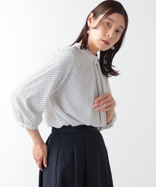 GALLORIA(ギャローリア)の「オフィススタイルにおすすめ パーツ付きボウタイブラウス(シャツ/ブラウス・レディース・ネイビー/ホワイト/ライトグレー・LL/S/M/L)」の4枚目の写真