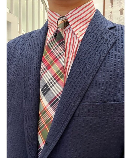 BROOKS BROTHERS(ブルックスブラザーズ)の「スーピマコットン シアサッカー 段返り3釦 アンコンジャケット Traditional(テーラードジャケット・メンズ・ネイビー・LARGE/MEDIUM/SMALL)」の2枚目の写真