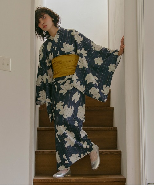 セール】nuance line lotus yukata / ニュアンスラインロウタス
