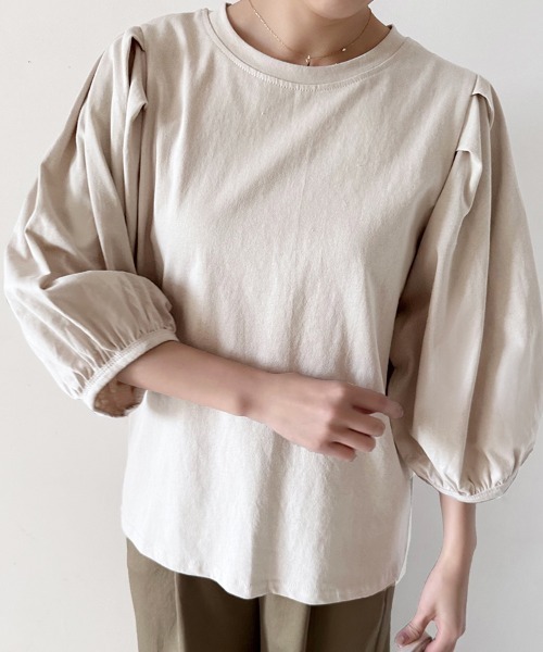 Doux Belle（ドゥーベル）の「ボリュームスリーブ 7分袖トップス（Tシャツ/カットソー・レディース・ホワイト/ブラウン/ピンク/ベージュ/ブラック/ブルー/グレー・MEDIUM）」の5枚目の写真