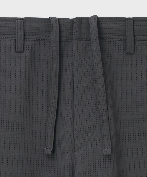 PS Paul Smith（ピーエスポールスミス）の「エアロテック ウォッシャブル トラウザーズ / 152108 739Y（その他パンツ・メンズ・ブラック/ダークグレー・SMALL/MEDIUM/LARGE/X-LARGE/XX-LARGE）」の4枚目の写真